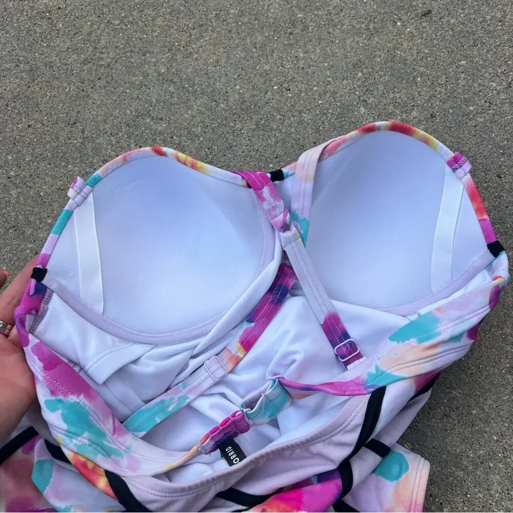 Torrid Slim Fix Underwire Piping One Piece Swimsuit Purple Floral Water 0 D/DD